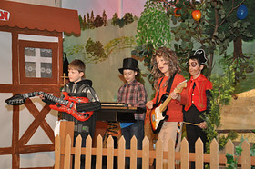 Mini-Playback-Show